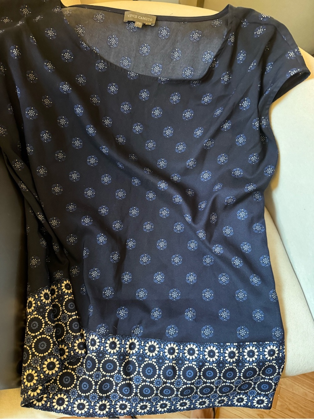Vince Camuto Navy and White Floral Border Cap Sleeve Top